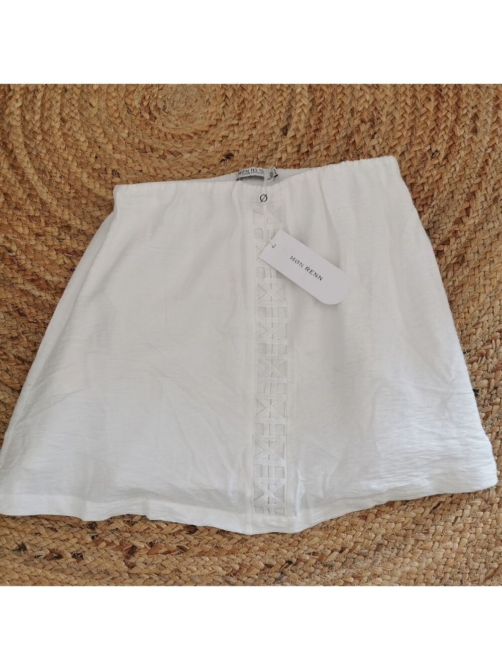 NWT Mon Renn Anthro White Mini Skirt Bohowestern / Textured detail. Size S